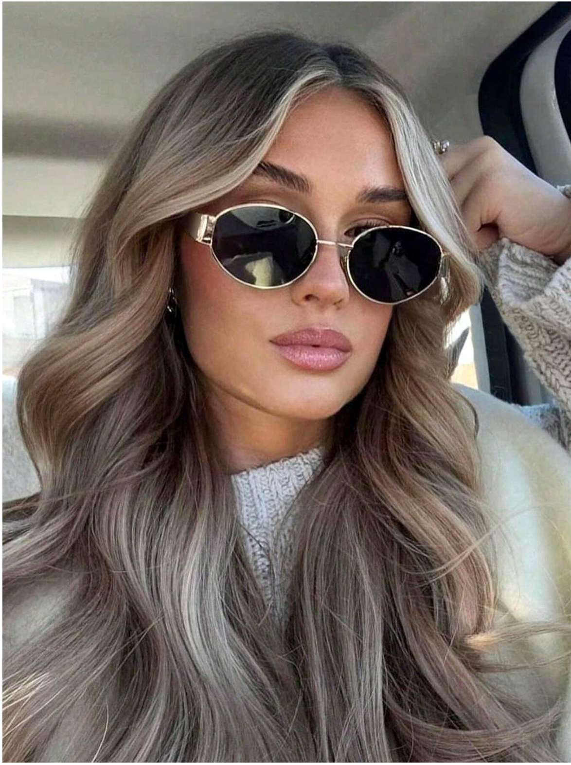 Retro Oval Sunglasses – Gold & Silver Frame Options